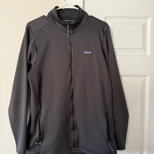 Patagonia women’s R1 daily jacket
